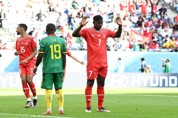 Camerunés Embolo marcó el gol de la derrota camerunesa frente a Suiza para lograr los primeros tres puntos del grupo G