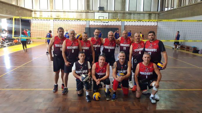 Fundavol Lara logra el subcampeonato de voleibol máster Copa Chinita (videos)