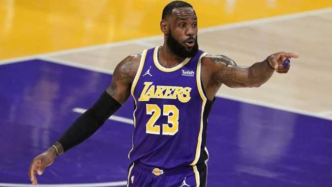 LeBron James de los Lakers está cerca de hacer historia en la NBA