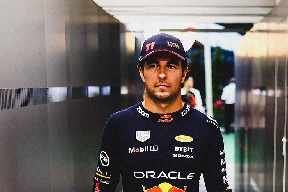 F1: El Mexicano Checo Pérez de Red Bull recibe sanción de la FIA tras colisión con Alex Albon en Singapur