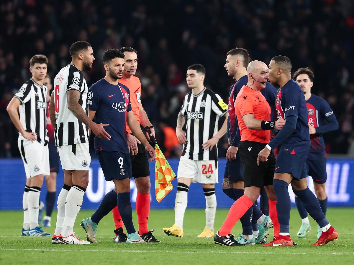 Champions: La UEFA castiga al árbitro por polémico penal en el minuto 98 del PSG – Newcastle